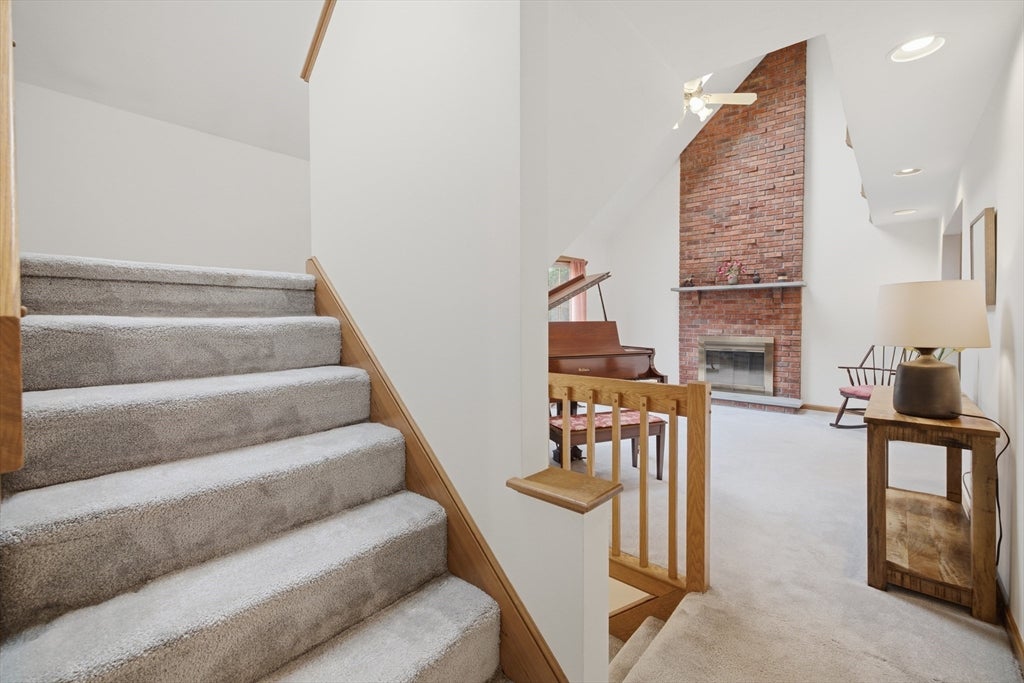 99 Overlook Dr