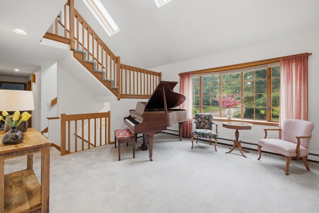 99 Overlook Dr