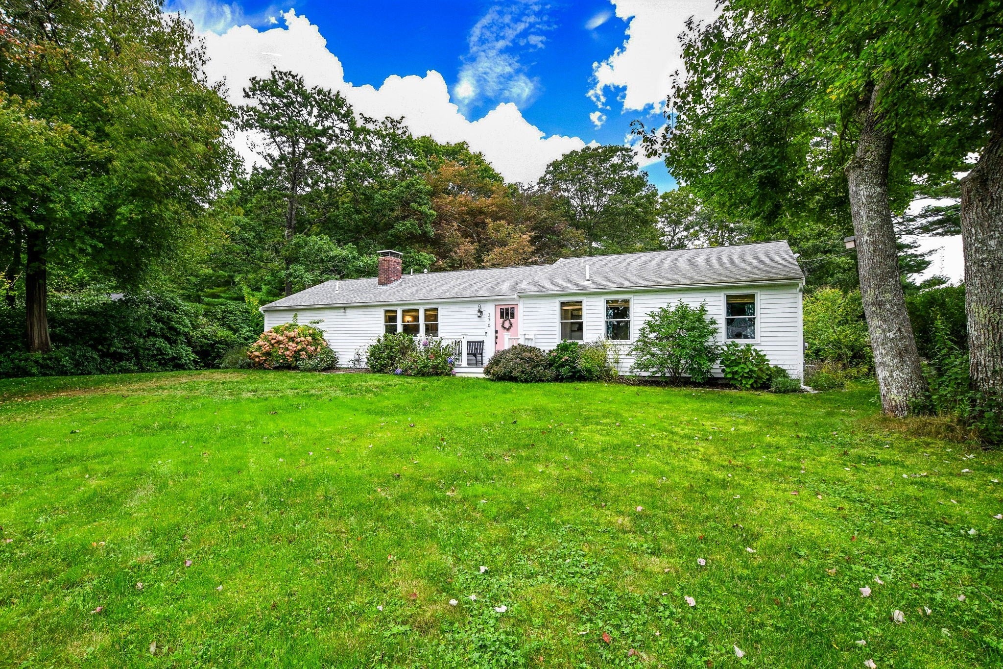 376 Nottingham Dr