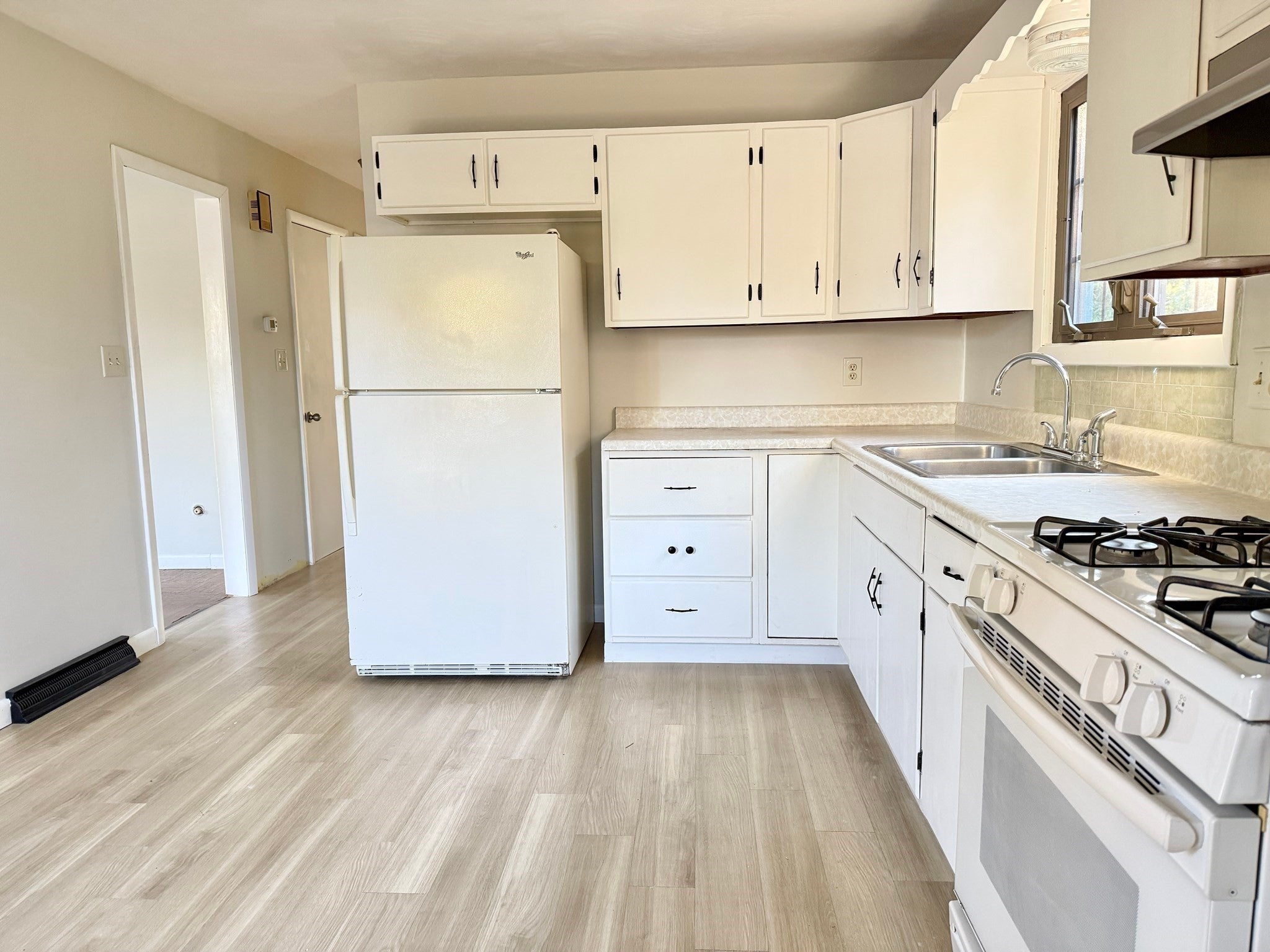 3 Pine Ave, Fairhaven, MA, 3 Pine Ave, Fairhaven, MA Photo #7