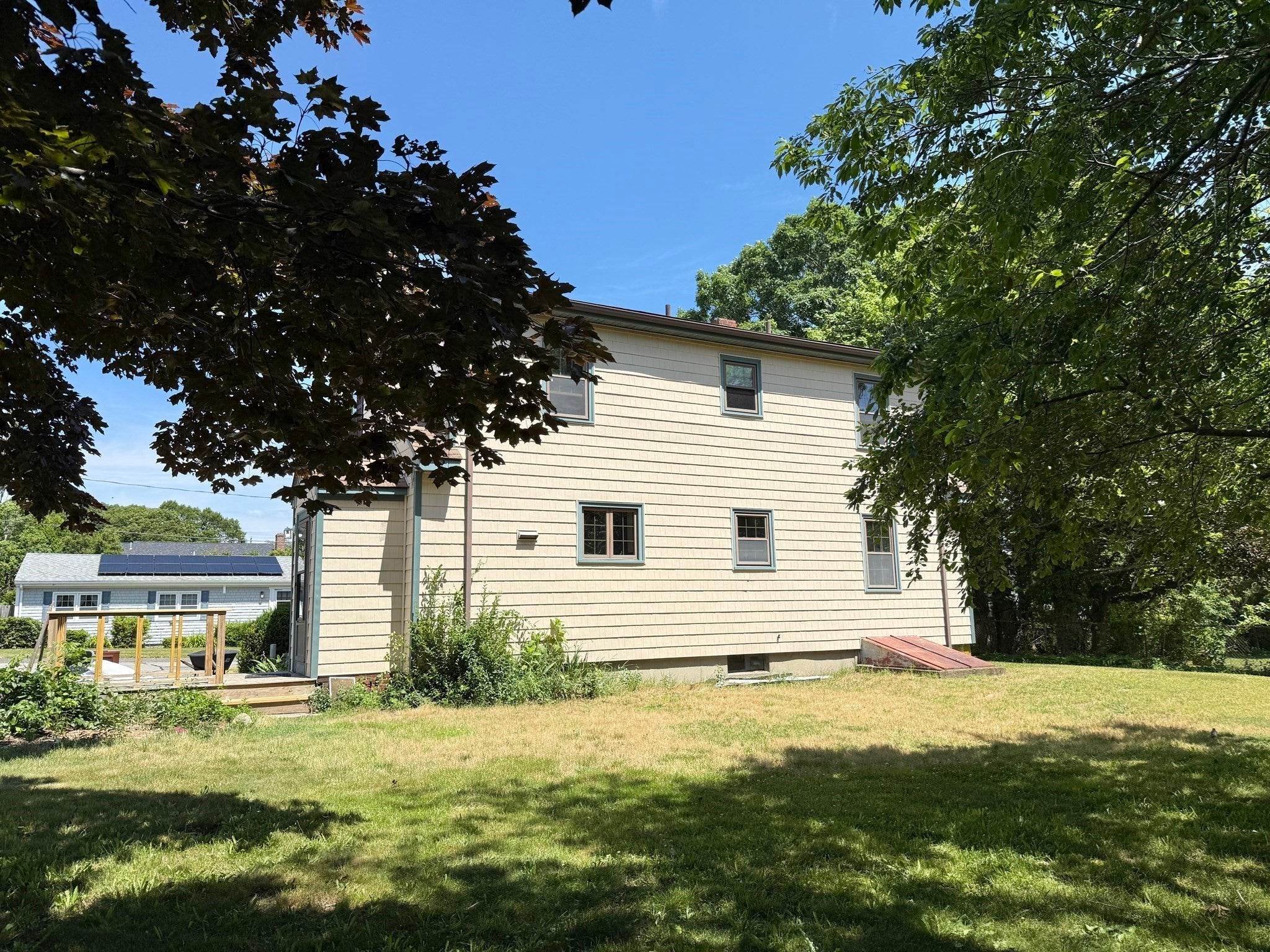 3 Pine Ave