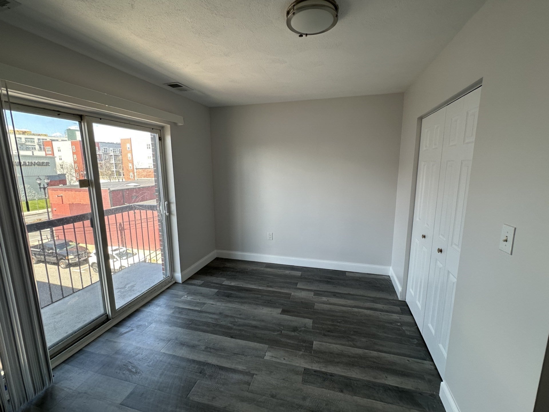 11 Langdon ST #203, Everett, MA Photo #6