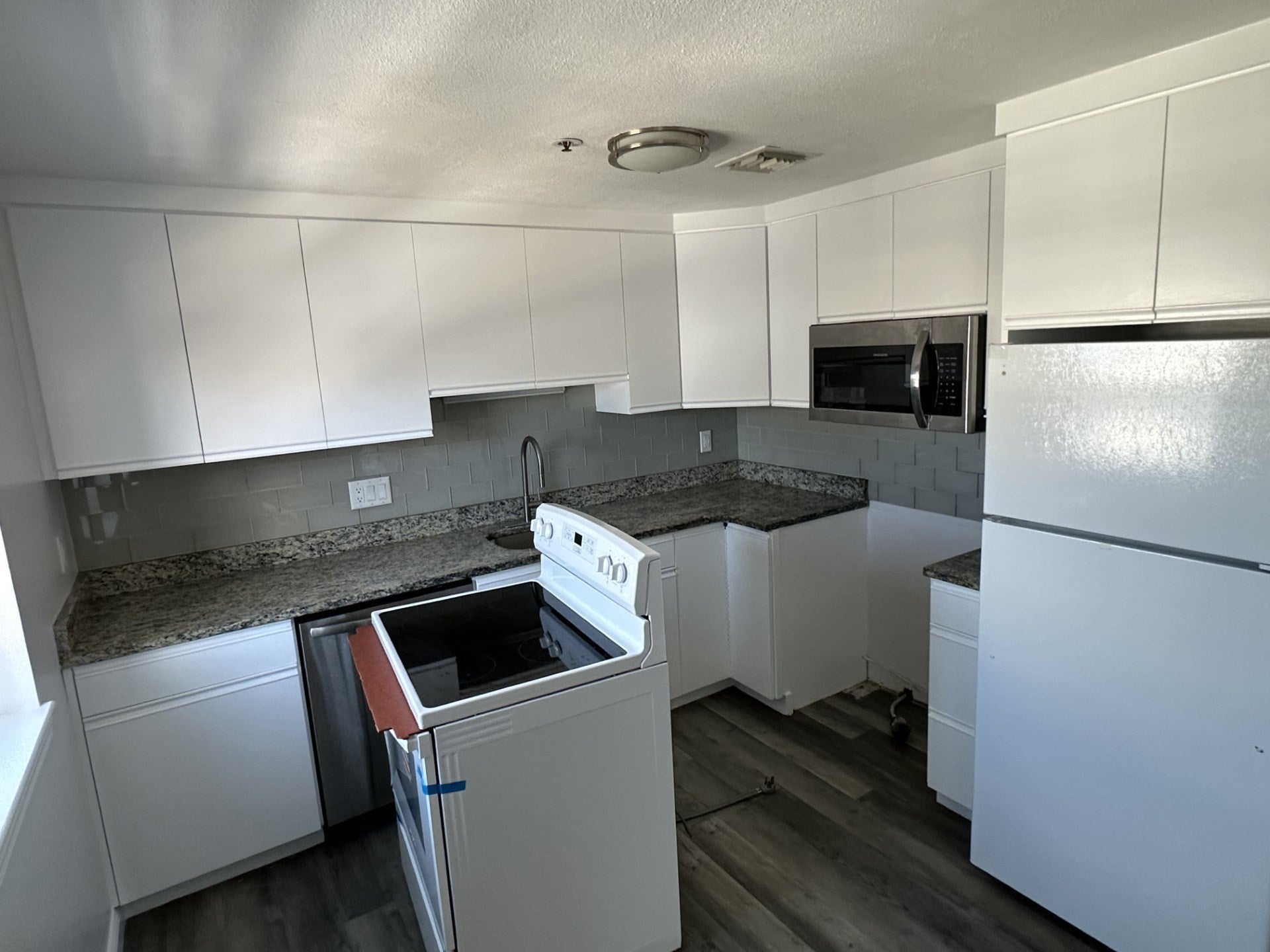 11 Langdon ST #203, Everett, MA Photo #4