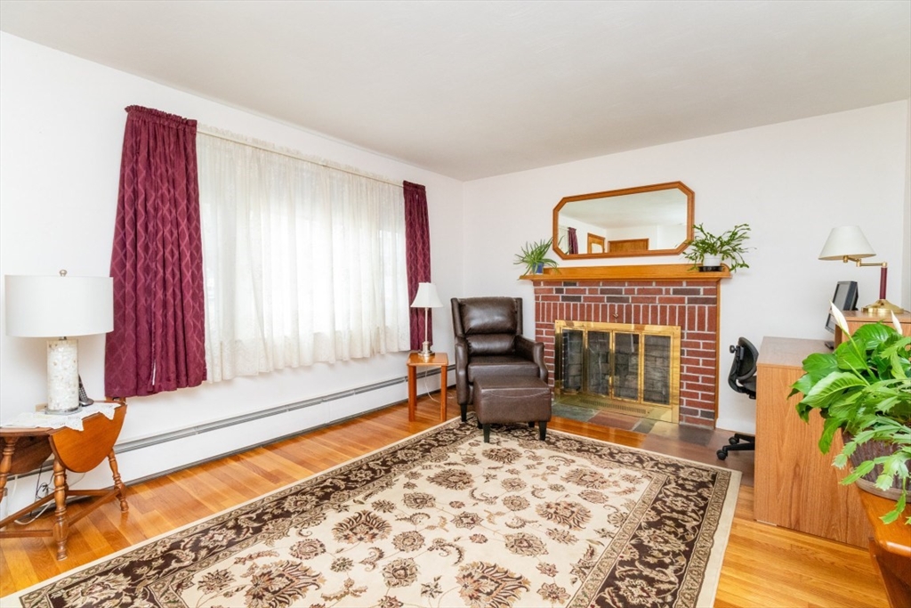 147 Glenellen Rd, Boston, MA Photo #9
