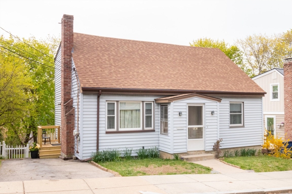 147 Glenellen Rd, Boston, MA Photo #1