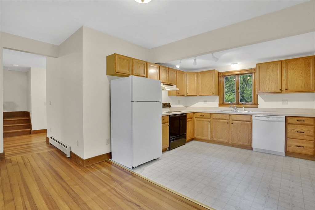 224 College Hwy, Southampton, MA, 224 College Hwy, Southampton, MA Photo #23