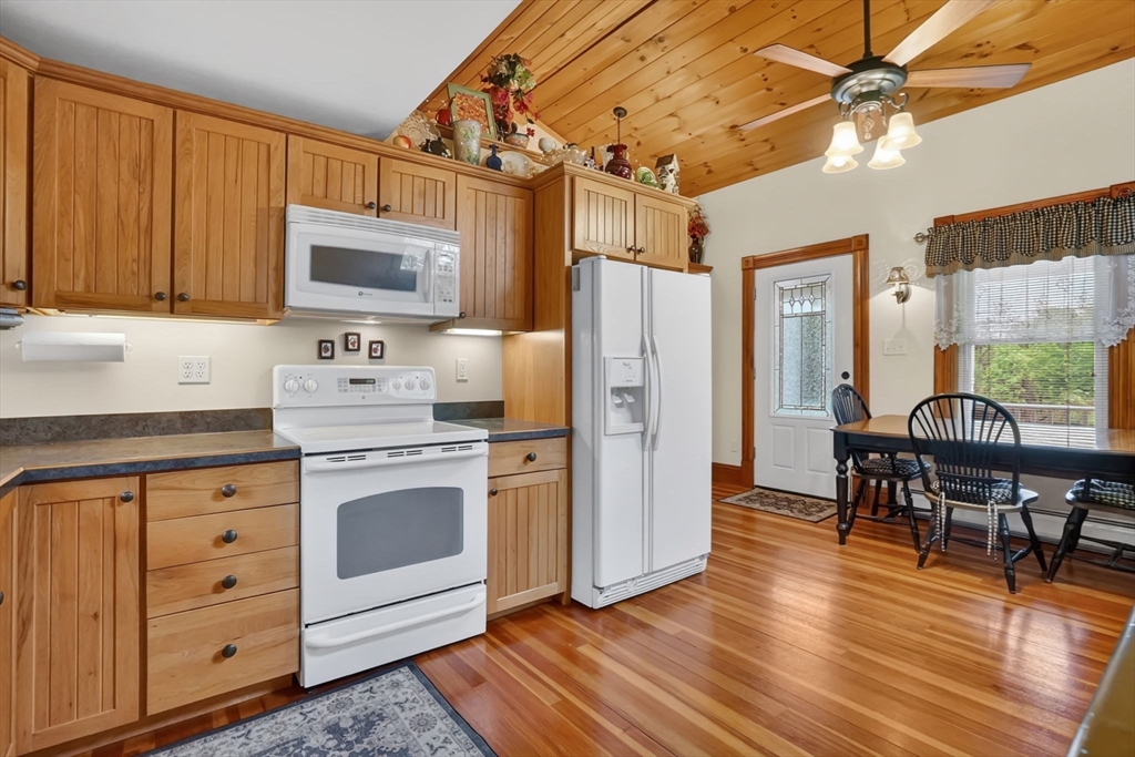224 College Hwy, Southampton, MA, 224 College Hwy, Southampton, MA Photo #9