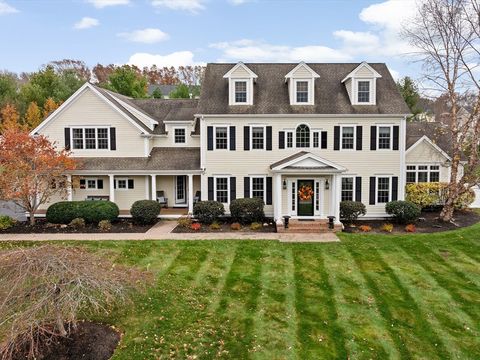 9 Cranberry Ln Hingham MA 02043