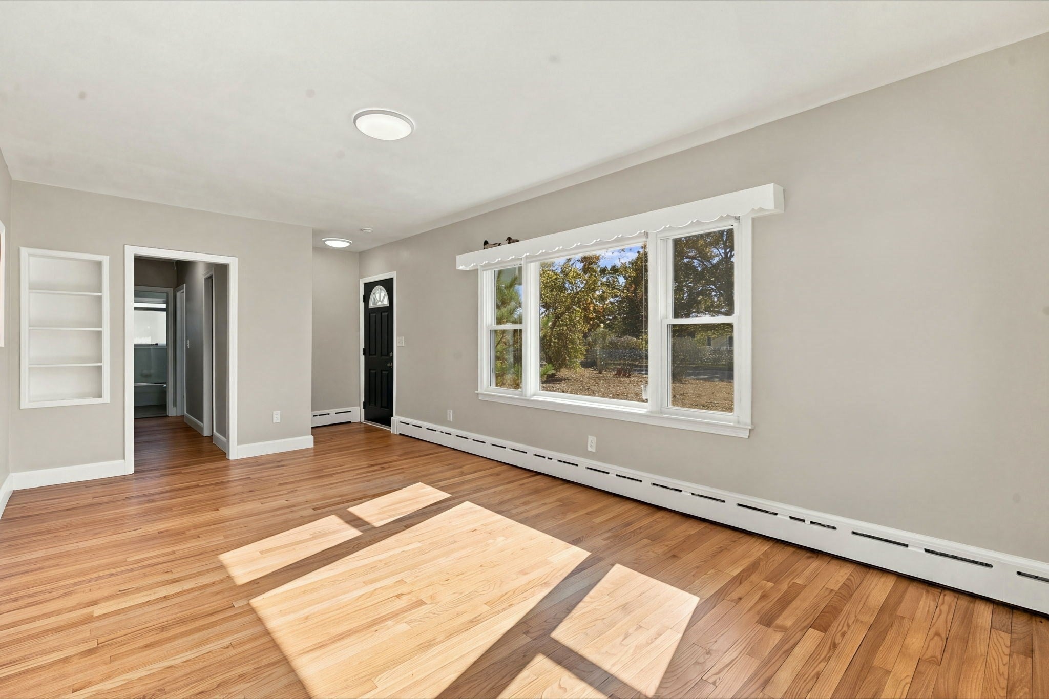 671 James St, Chicopee, MA, 671 James St, Chicopee, MA Photo #12