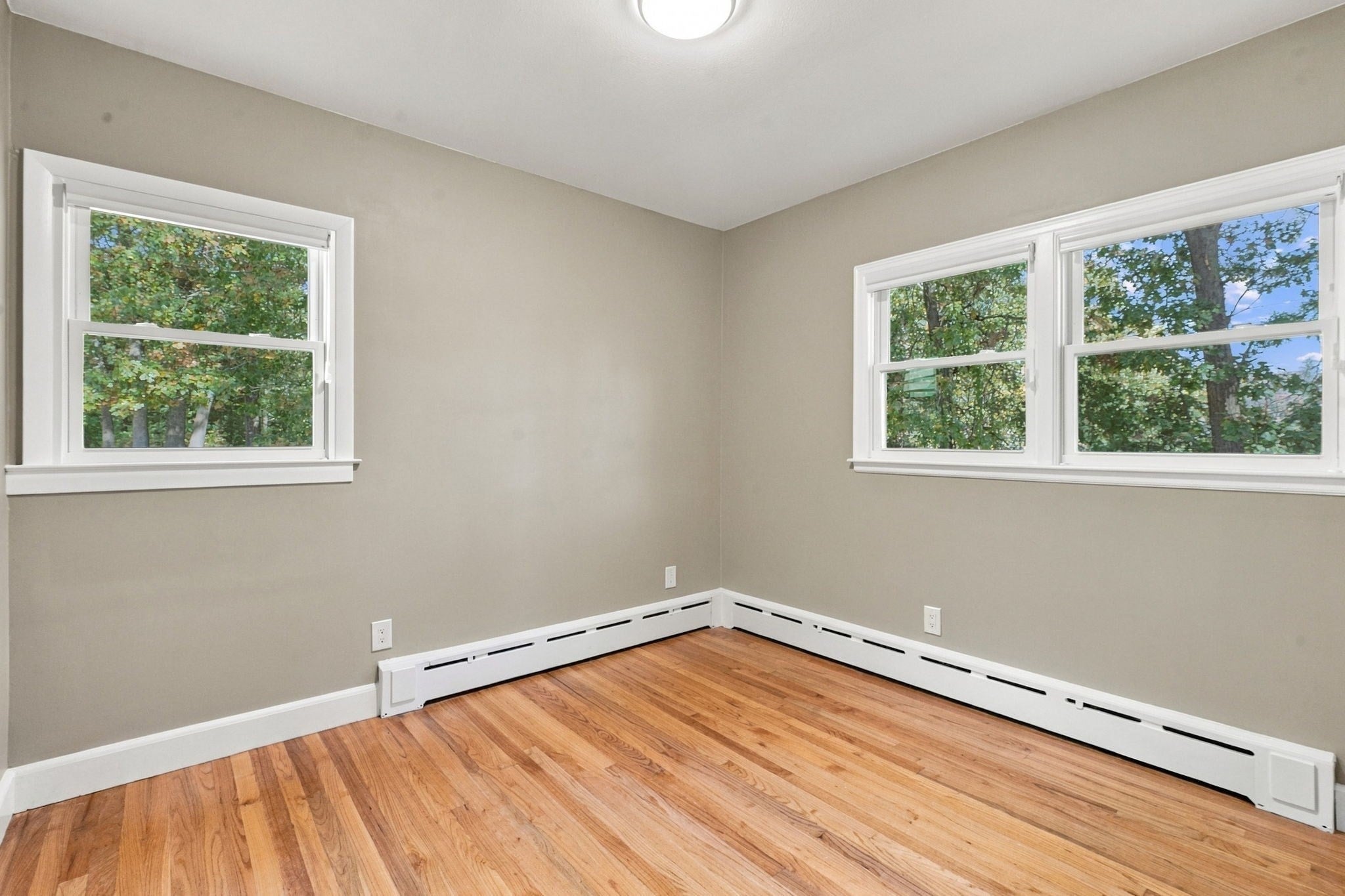 671 James St, Chicopee, MA, 671 James St, Chicopee, MA Photo #15
