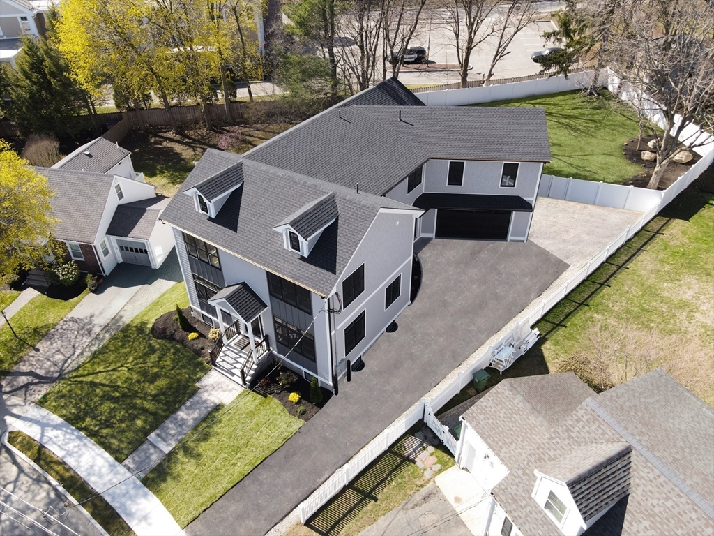 17 Puritan Road