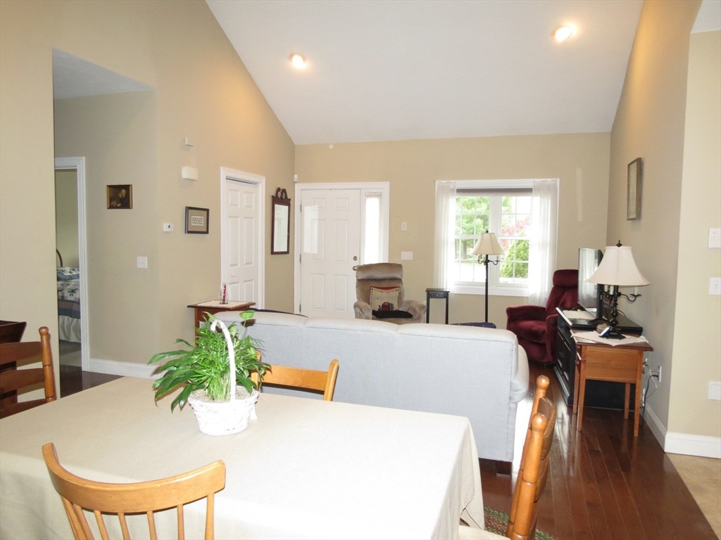 12 Driftwood Lane #55, Rockland, MA Photo #4