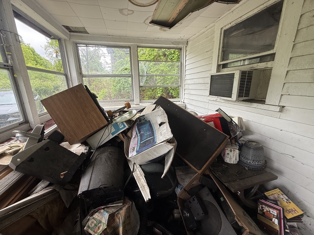 24 Elmwood St