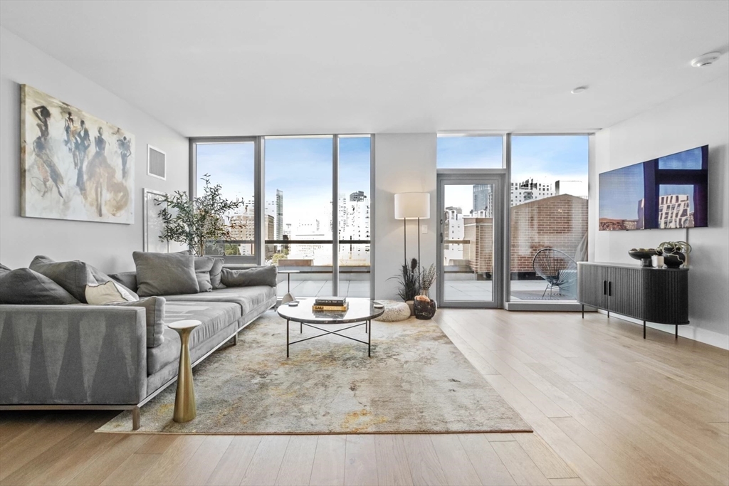 100 Shawmut Ave 704