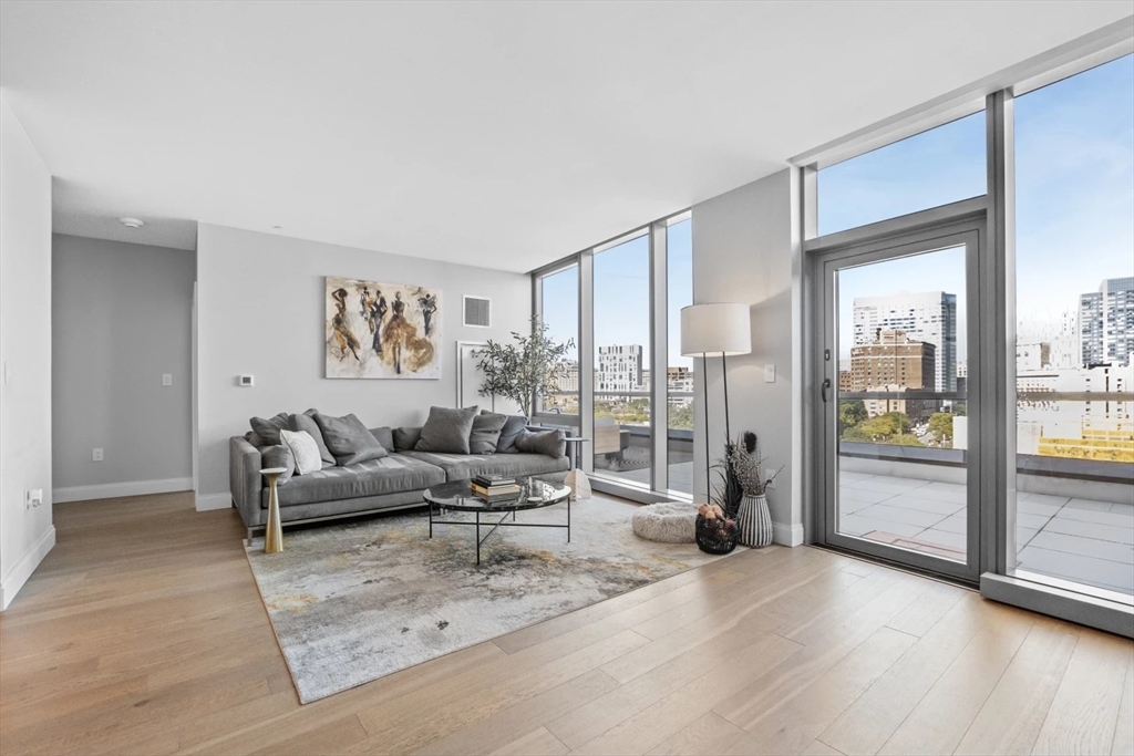 100 Shawmut Ave 704