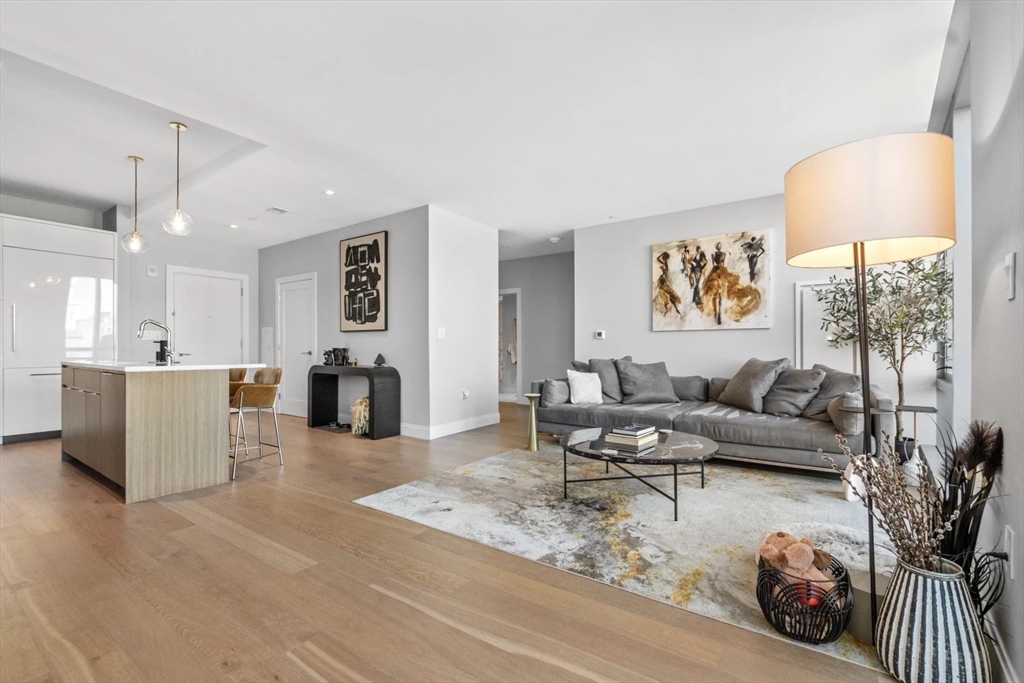 100 Shawmut Ave 704