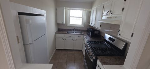 Photo of 105 6th Street #3, Fall River, MA 02723 (MLS # 73523050)