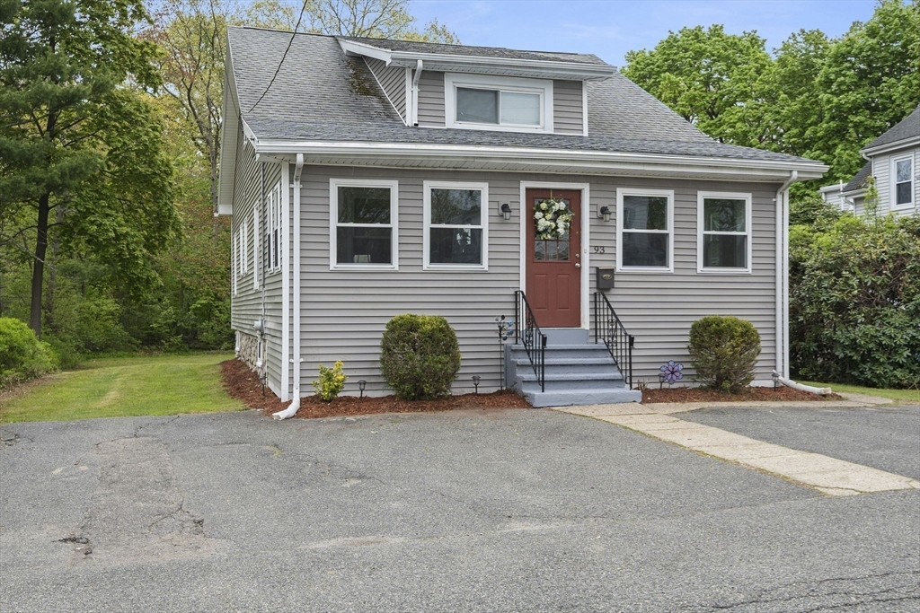 93 Cross St