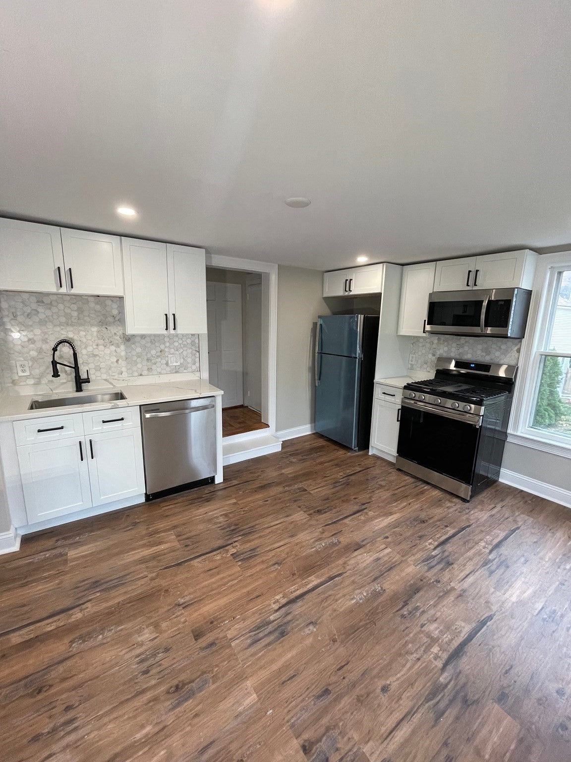 10 Lynn St #2, Salem, MA, 10 Lynn St #2, Salem, MA Photo #1