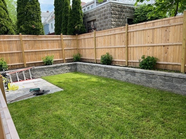 77 Thorndike Street 1