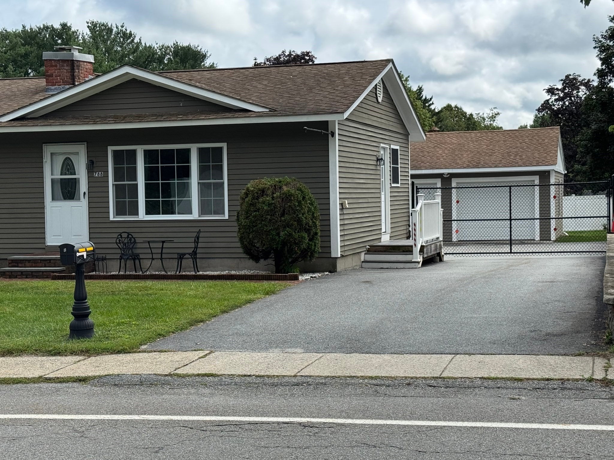 788 Church St, Northbridge, MA Photo #2