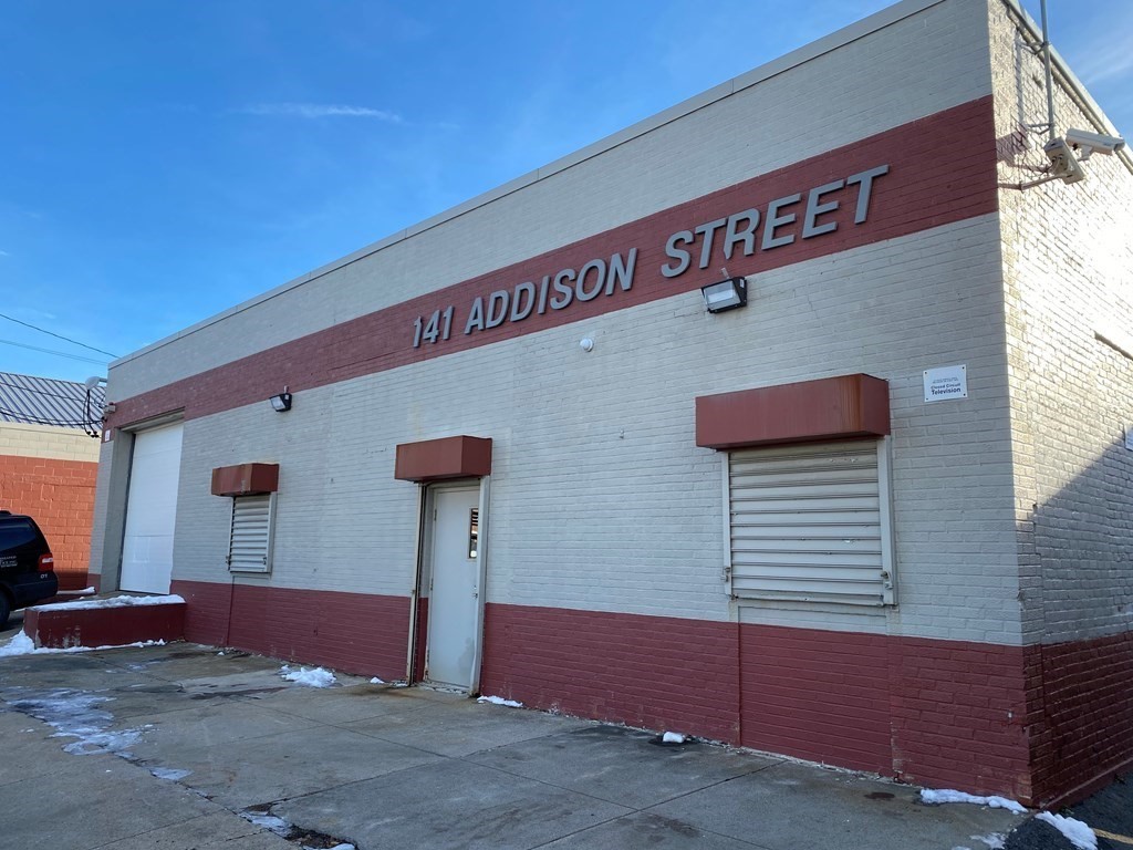 141-143 Addison