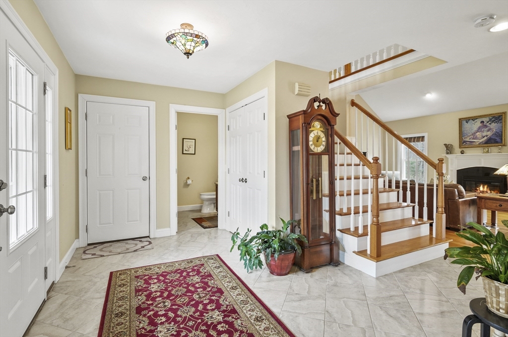5 Paul Revere Road