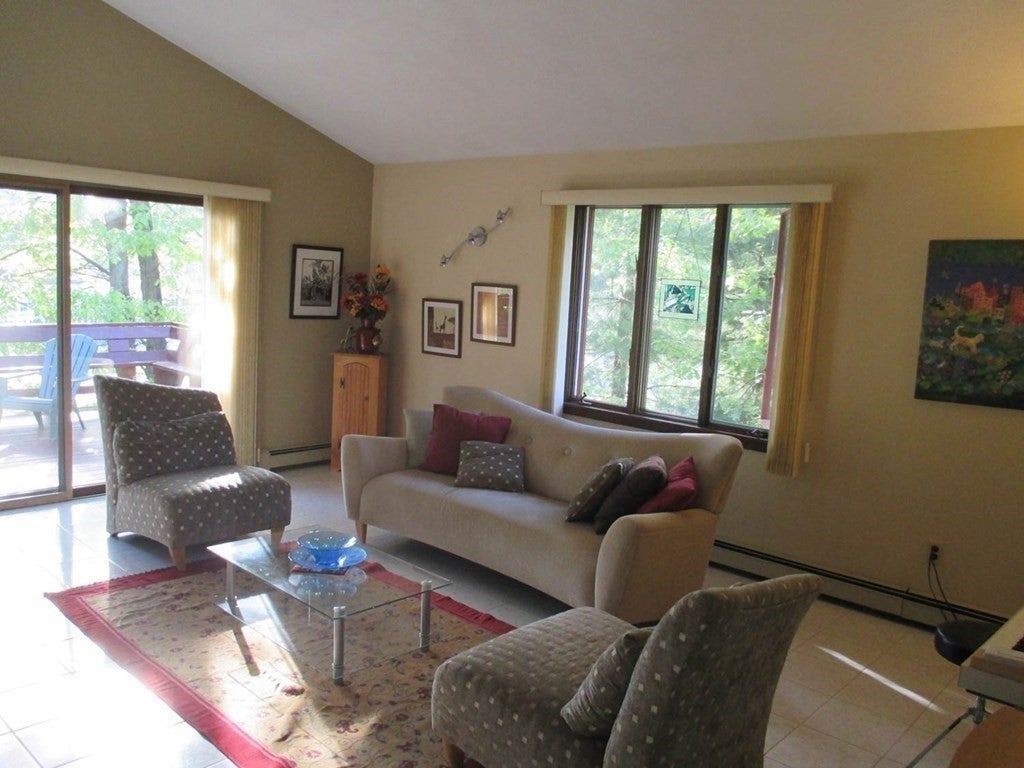 7 Frothingham Rd