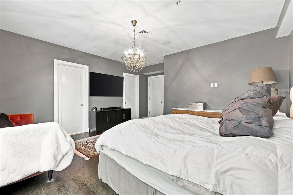 407 W 1st St #101, Boston, MA, 407 W 1st St #101, Boston, MA Photo #18