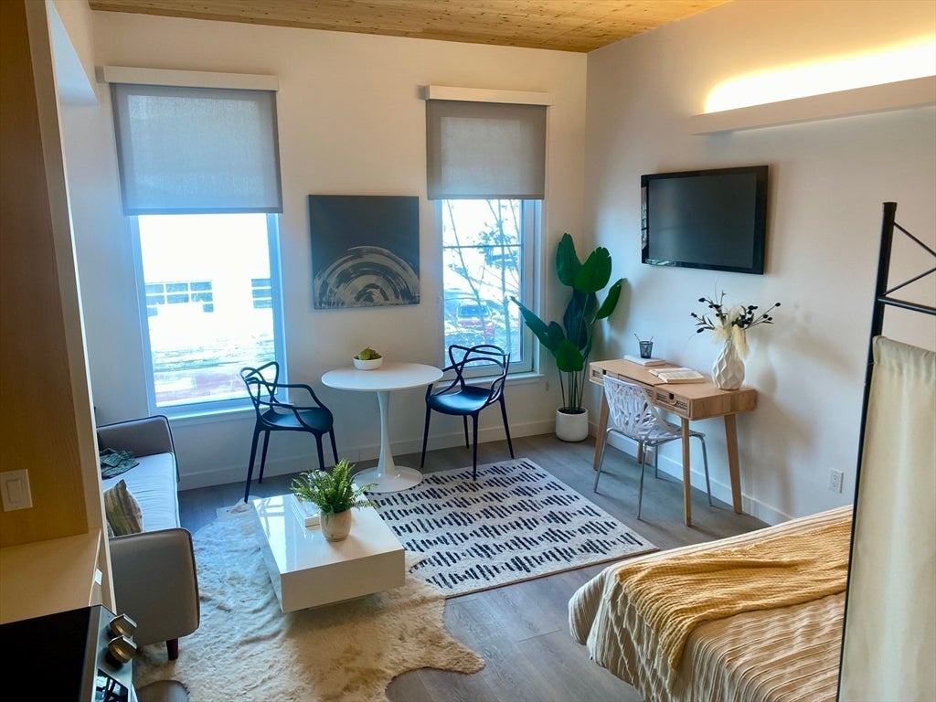 154 Broadway 212