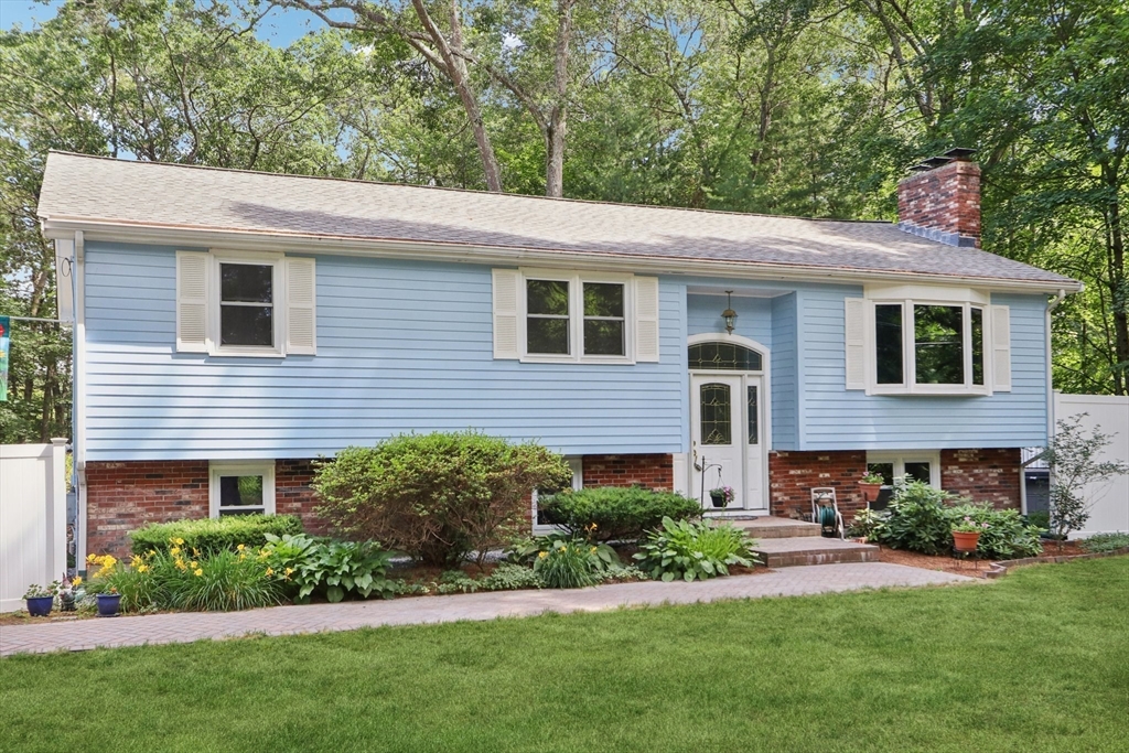 196 Hudson Rd