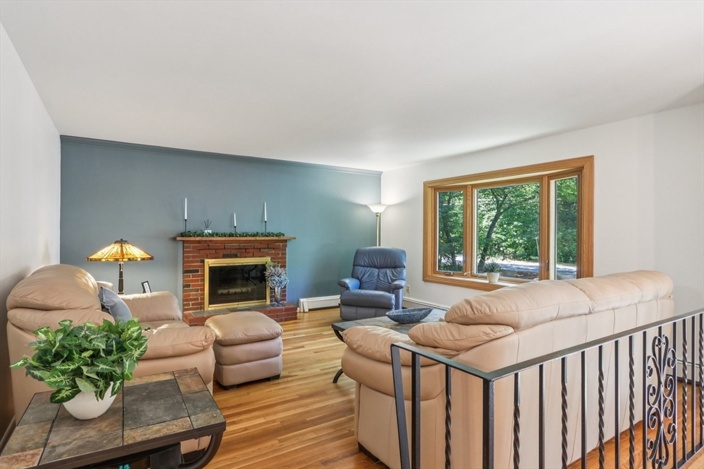 196 Hudson Rd