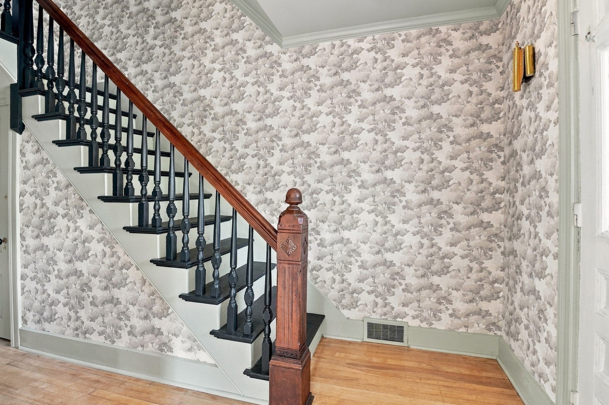 8 Agate Avenue, Worcester, MA, 8 Agate Avenue, Worcester, MA Photo #12