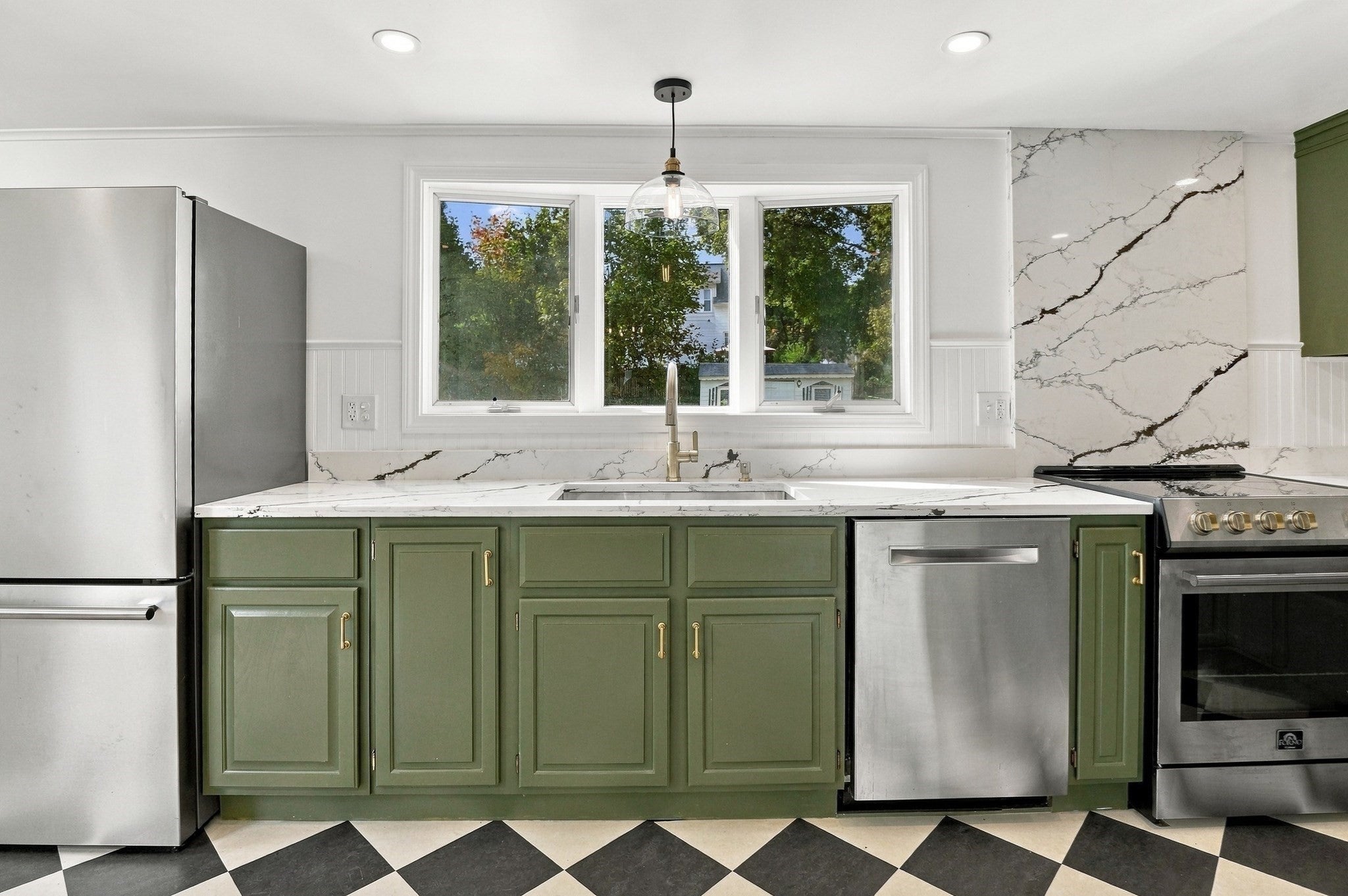 8 Agate Avenue, Worcester, MA, 8 Agate Avenue, Worcester, MA Photo #11