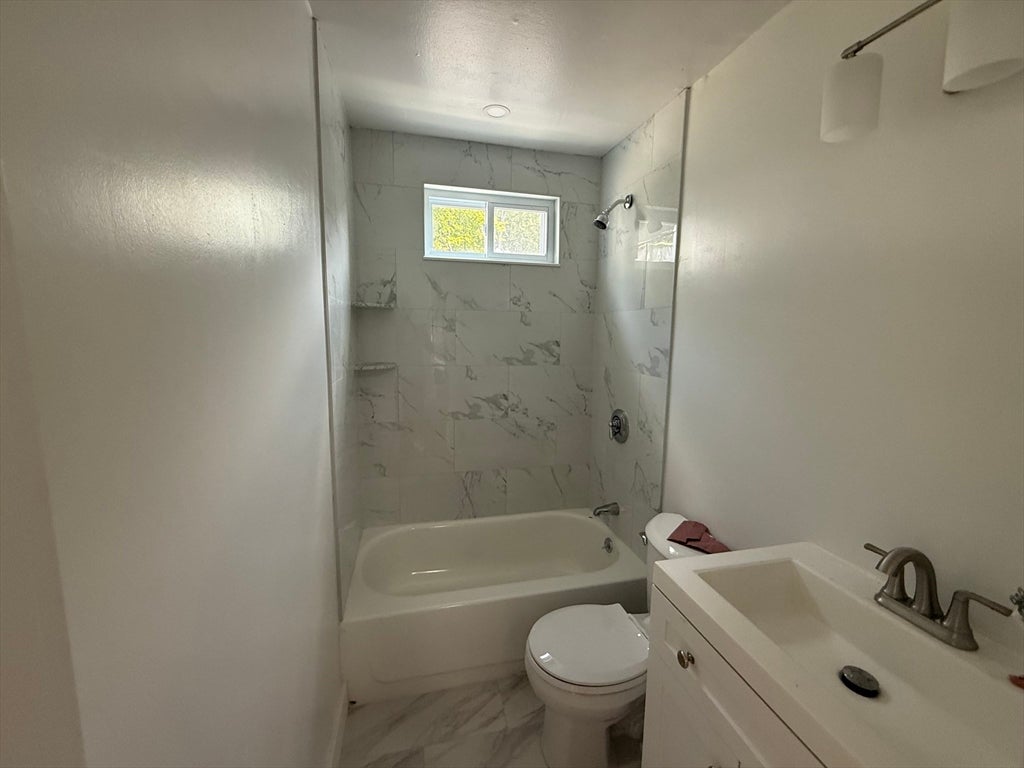 139 Lawton Ave #9, Lynn, MA, 139 Lawton Ave #9, Lynn, MA Photo #7