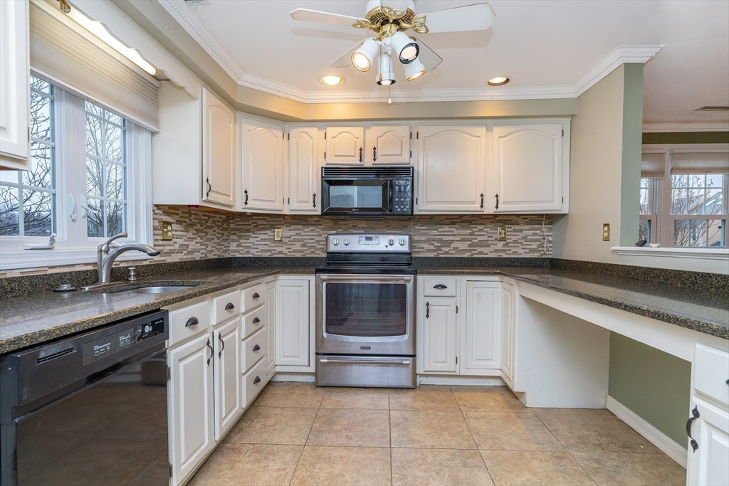 48 Whittier Meadows Dr 48