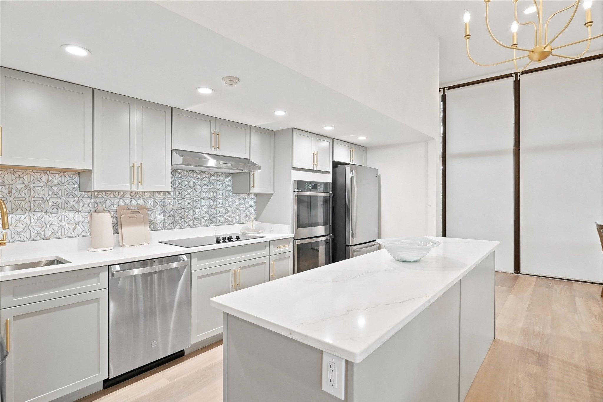 402 Paradise Rd #3J, Swampscott, MA Photo #22