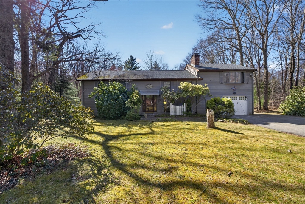 84 Fairview Ave