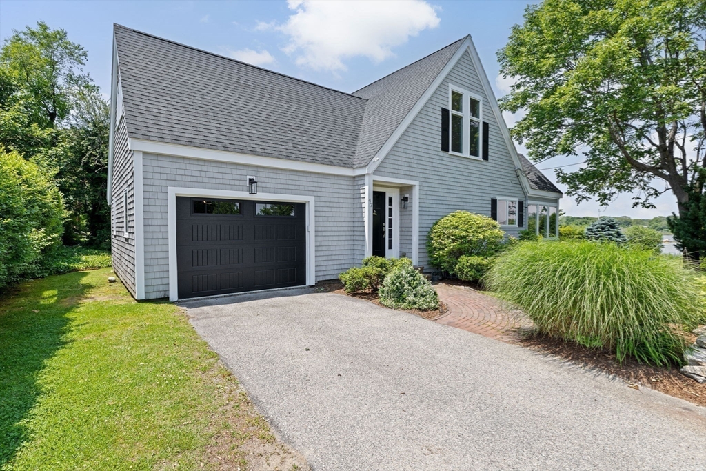47 Wood Ave