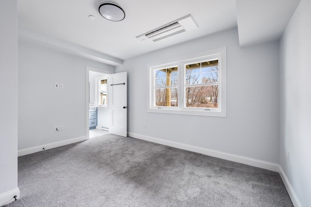 451 Essex St #4, Beverly, MA, 451 Essex St #4, Beverly, MA Photo #18