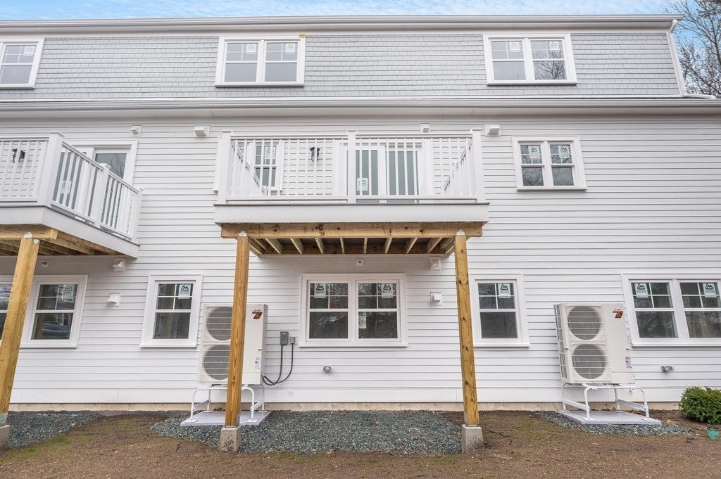 451 Essex St #4, Beverly, MA, 451 Essex St #4, Beverly, MA Photo #23