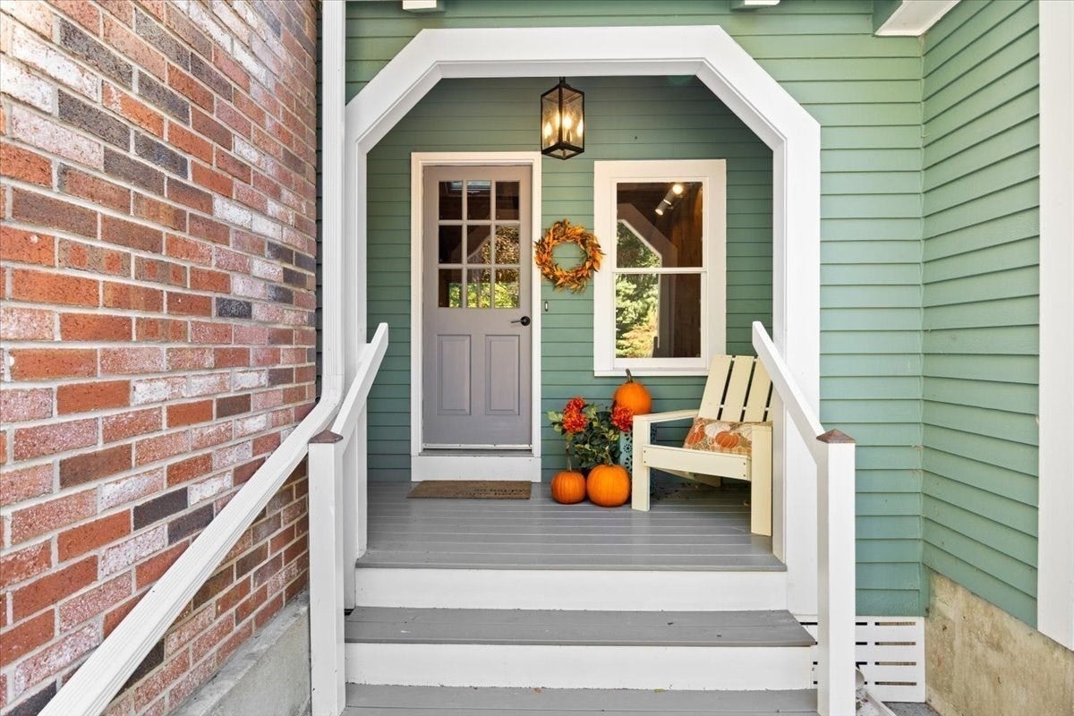 30 Rogers Ave, Marlborough, MA, 30 Rogers Ave, Marlborough, MA Photo #3
