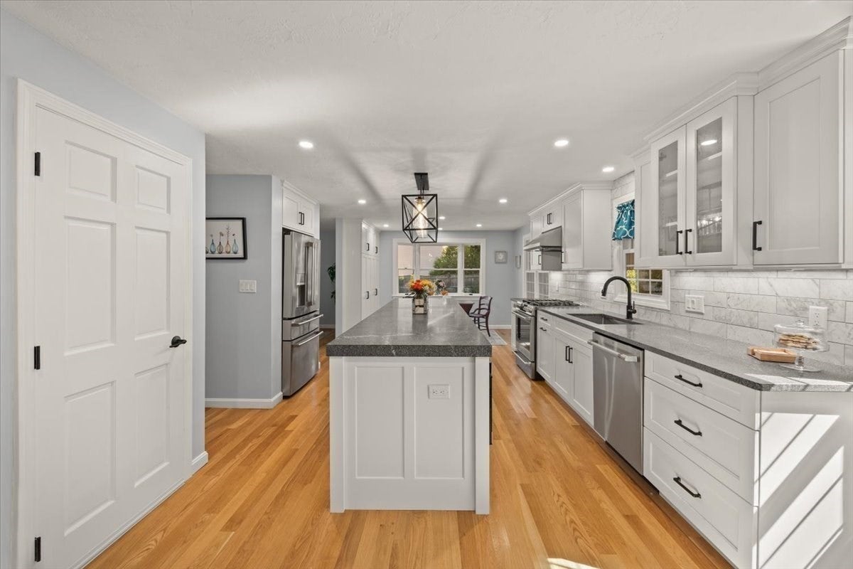 30 Rogers Ave, Marlborough, MA, 30 Rogers Ave, Marlborough, MA Photo #5