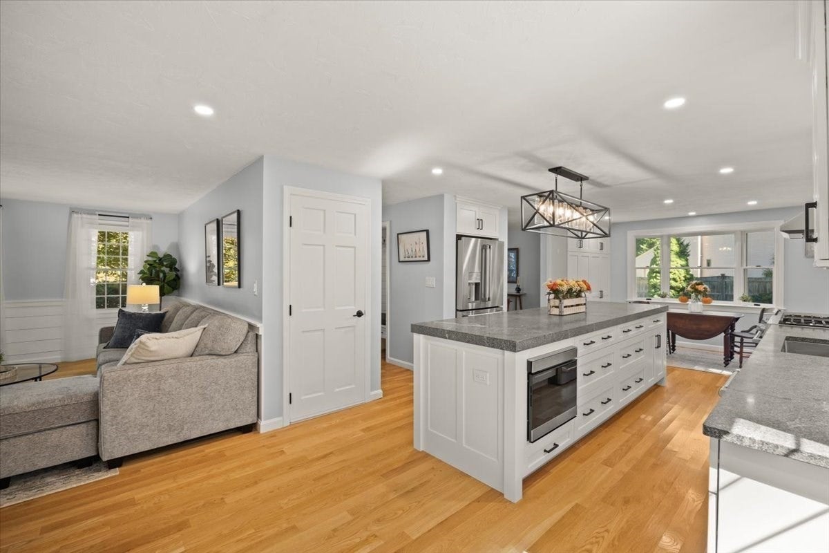 30 Rogers Ave, Marlborough, MA, 30 Rogers Ave, Marlborough, MA Photo #7