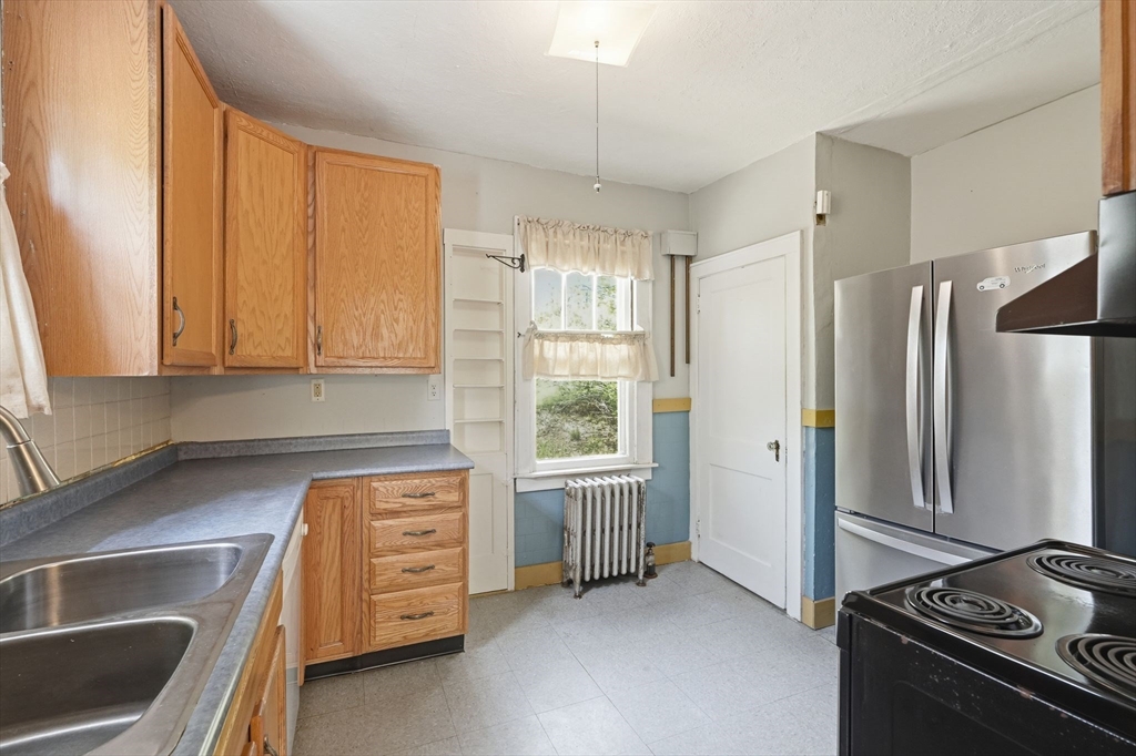 60 Spaulding St, Amherst, MA, 60 Spaulding St, Amherst, MA Photo #13