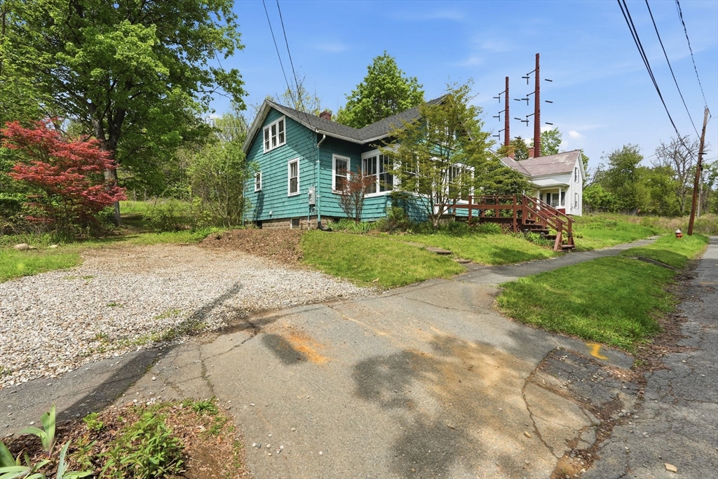 60 Spaulding St, Amherst, MA, 60 Spaulding St, Amherst, MA Photo #2