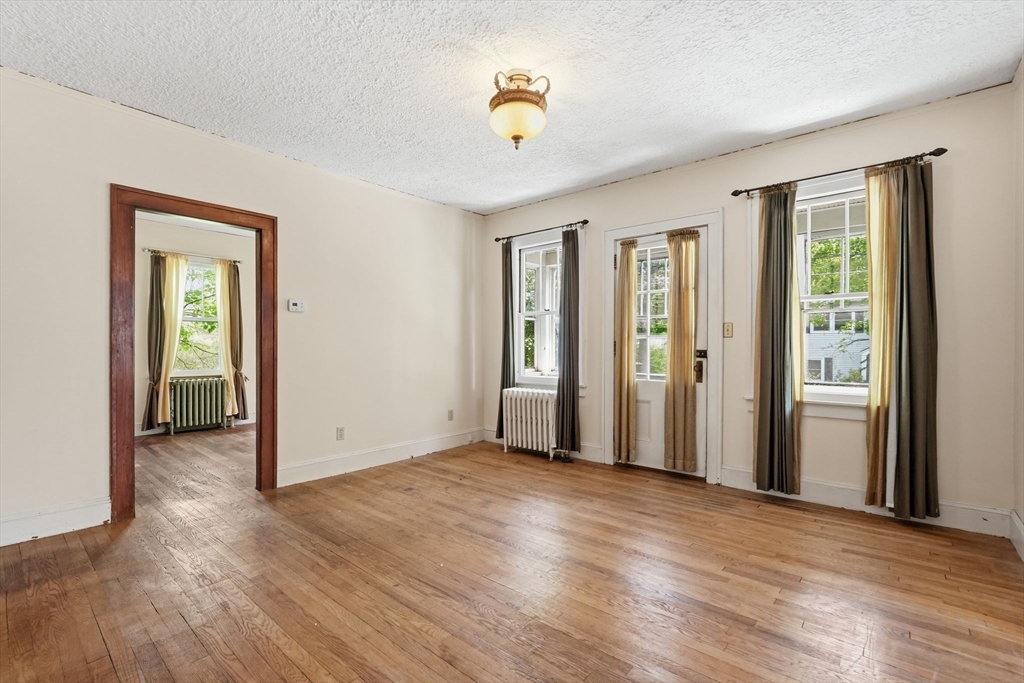 60 Spaulding St, Amherst, MA, 60 Spaulding St, Amherst, MA Photo #7
