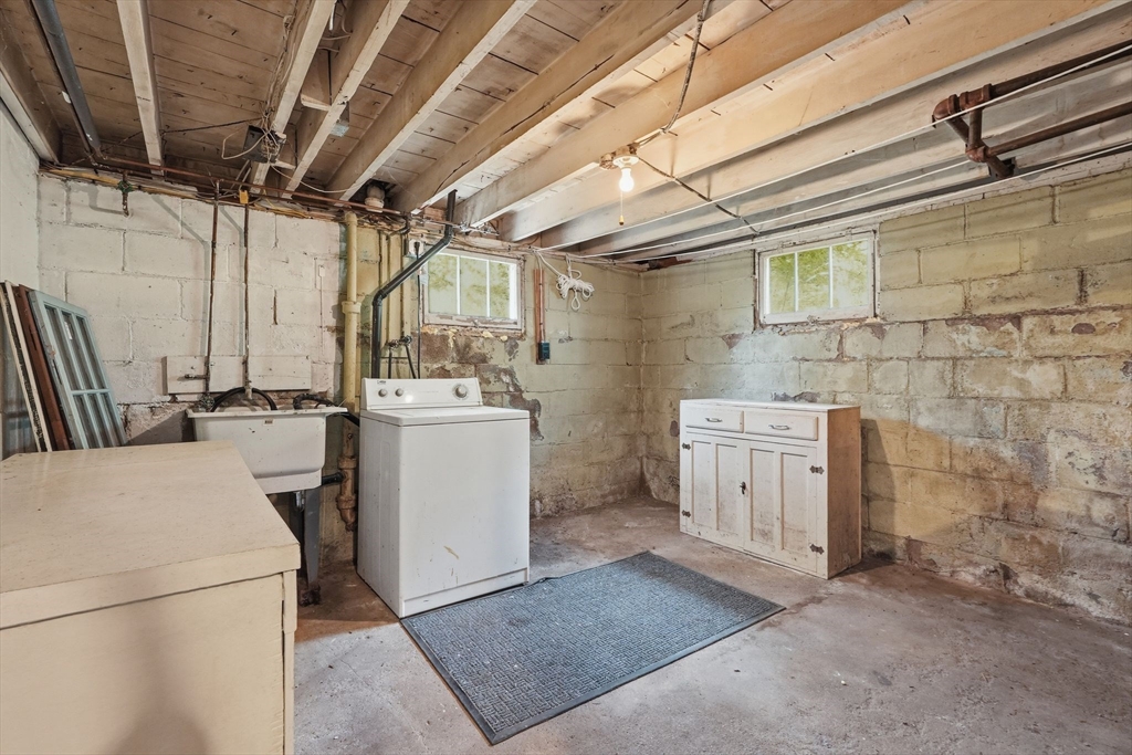 60 Spaulding St, Amherst, MA, 60 Spaulding St, Amherst, MA Photo #33