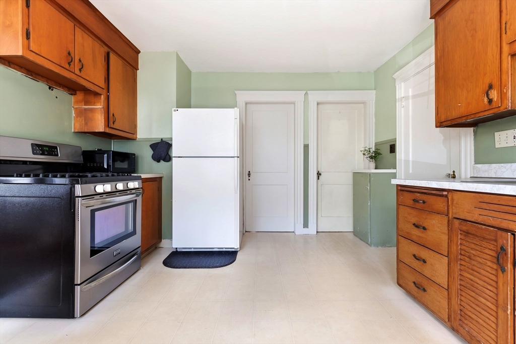 13 Kirkland Rd, Peabody, MA, 13 Kirkland Rd, Peabody, MA Photo #12