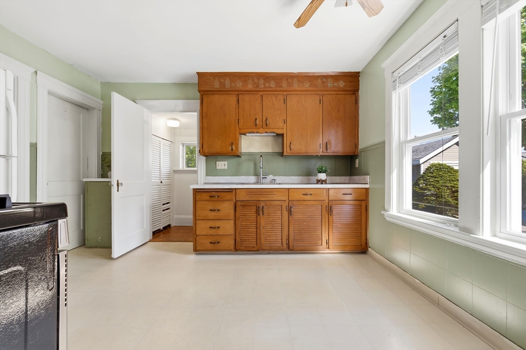 13 Kirkland Rd, Peabody, MA, 13 Kirkland Rd, Peabody, MA Photo #10